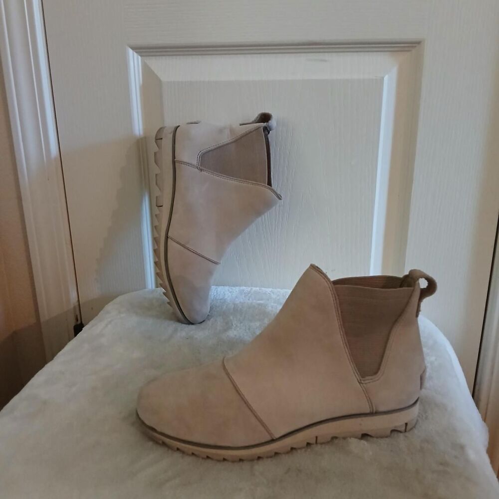 Sorel Tan Nubuck Suede Harlow Waterproof Chelsea Boots Size 8 Minimalist Basic